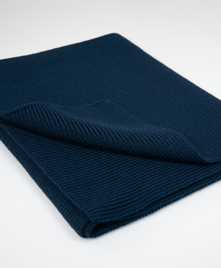Écharpe en laine mérinos bleu marine -