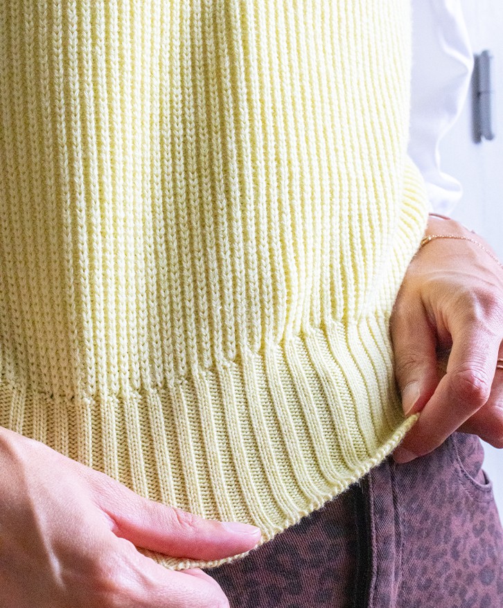 Pull sans manches jaune pâle