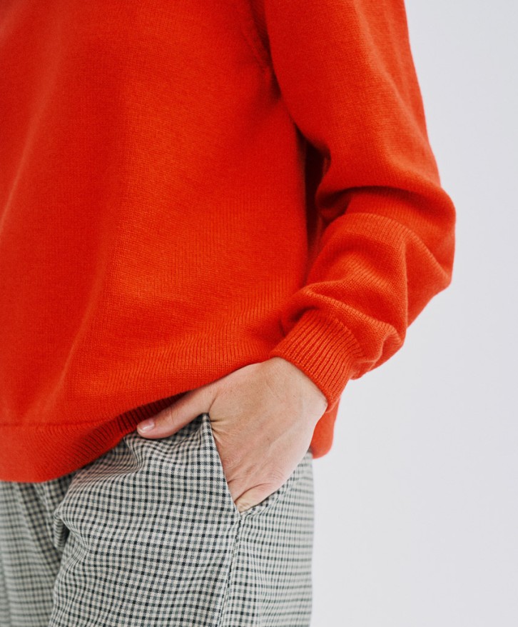 Pull col V femme en laine mérinos - Rouge