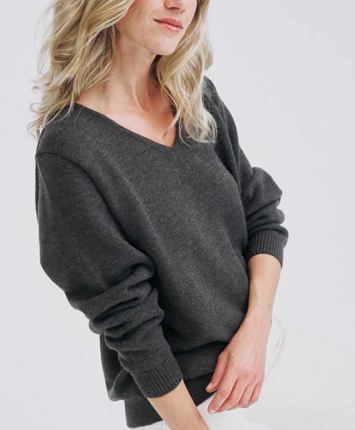 Pull col V femme en laine mérinos - Marron -