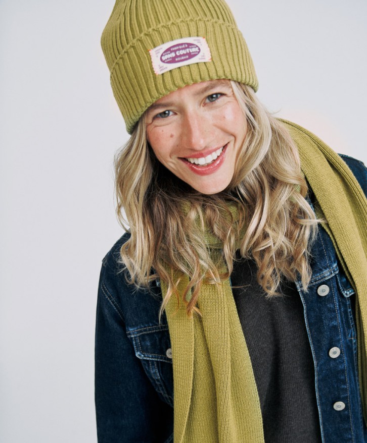 Bonnet côtes laine mérinos vert olive -